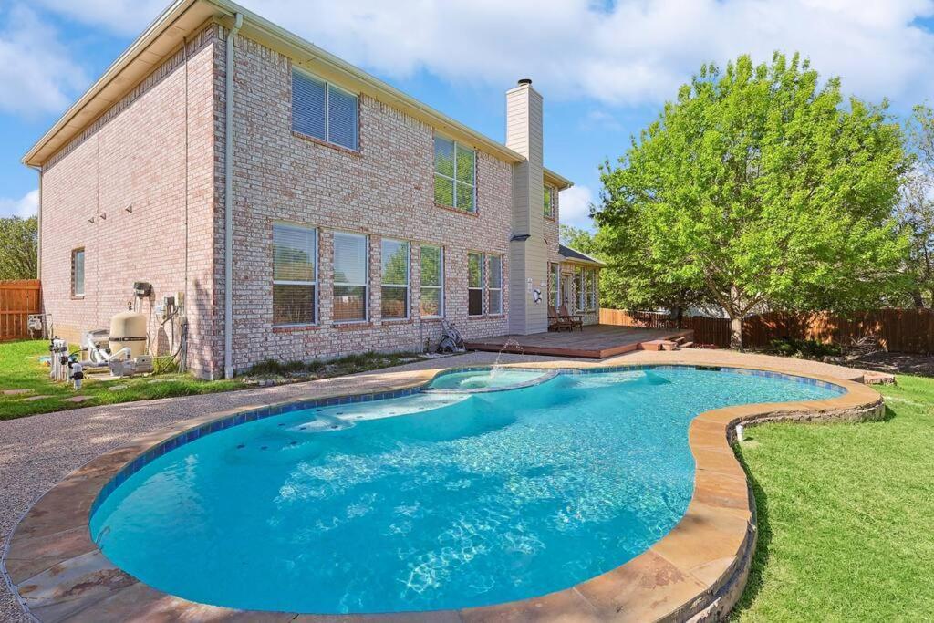 Wellness Oasis 5Br W Pool + Huge Yard + Fire Pit Villa Sachse Екстериор снимка